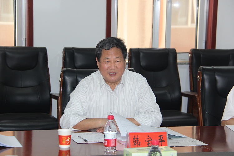 评审专家-徐州登录入口学院原校长韩宝平教授.JPG 评审专家-徐州登录入口学院原校长韩宝平教授.JPG
